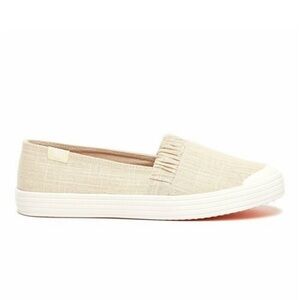 NEW Rocket Dog beige and white clea slip on sneaker size 10